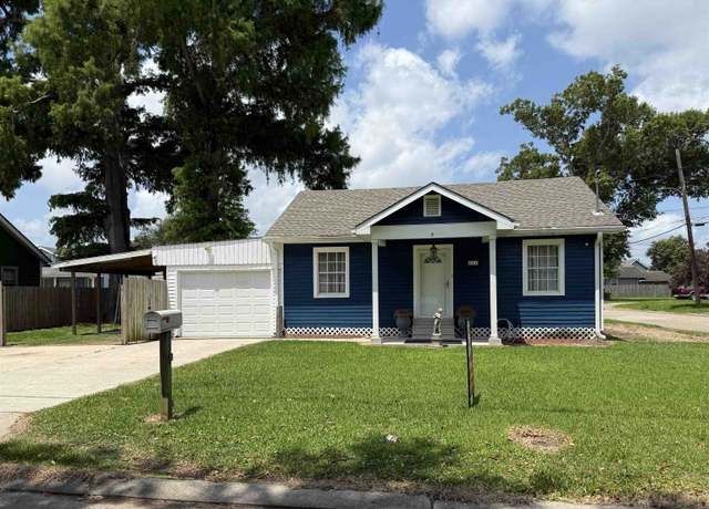Property at 511 Williams Ave, Houma, LA 70364, 3 beds, 2 baths