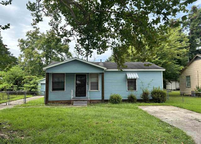 Property at 3178 Huron St, Baton Rouge, LA 70805, 3 beds, 1 bath