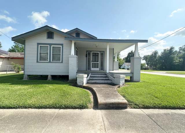 Property at 1300 Honduras St, Houma, LA 70360, 3 beds, 2 baths