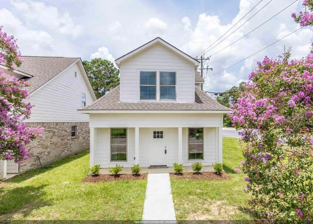 Property at 5101 Paducah Ct, Saint George, LA 70817, 3 beds, 2 baths