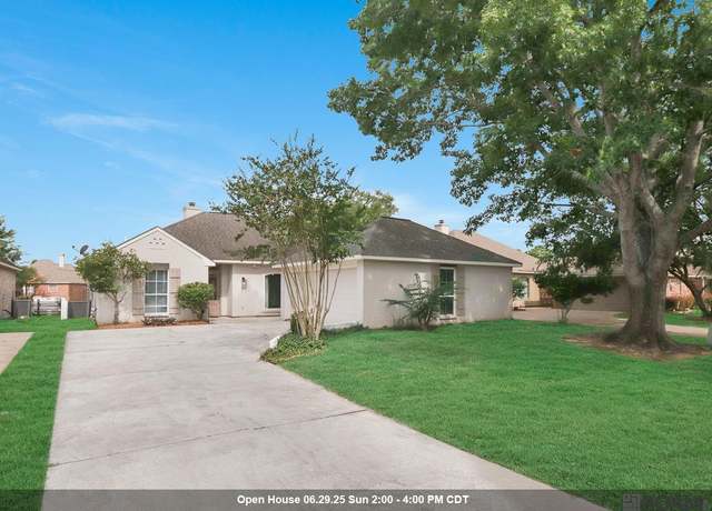 Property at 18733 W Lake Terrace Dr, Baton Rouge, LA 70817, 3 beds, 2 baths
