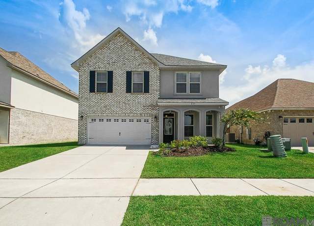 Property at 837 Elliston Dr, Gonzales, LA 70737, 4 beds, 2.5 baths