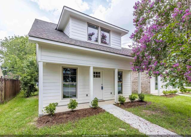 Property at 5111 Paducah Ct, Saint George, LA 70817, 3 beds, 2 baths