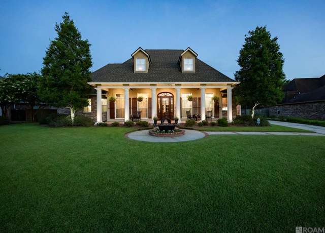 Property at 15738 Woodland Trail Ave, Baton Rouge, LA 70817, 4 beds, 3 baths