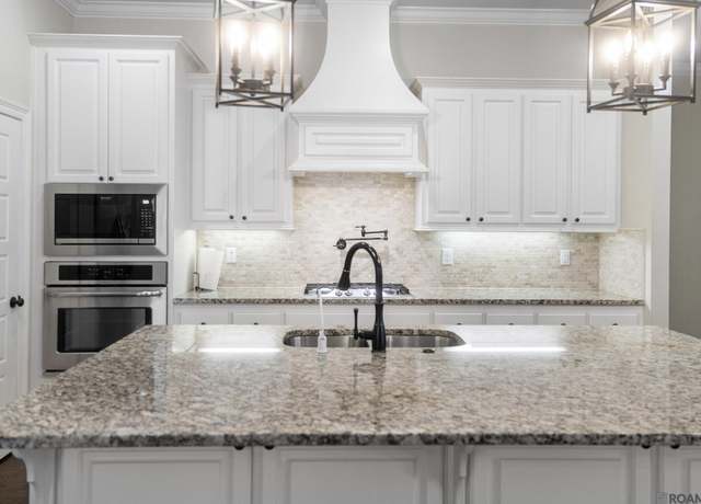 Property at 39169 Water Oak Ave, Prairieville, LA 70769, 4 beds, 3 baths