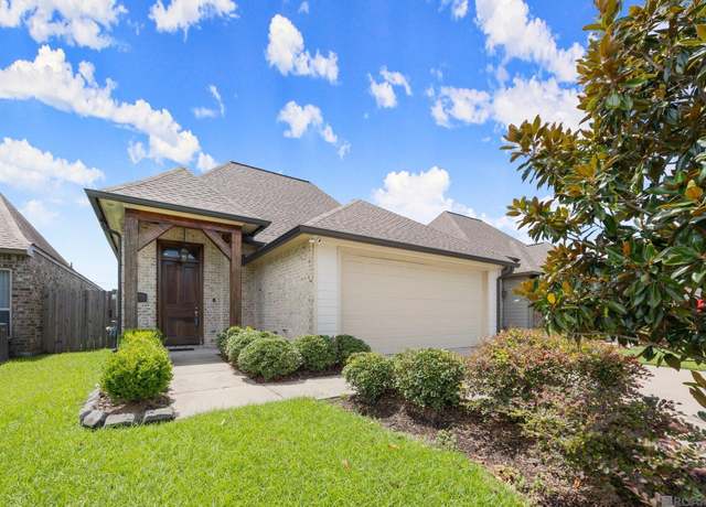 Property at 16303 Fort Jackson St, Prairieville, LA 70769, 3 beds, 2 baths