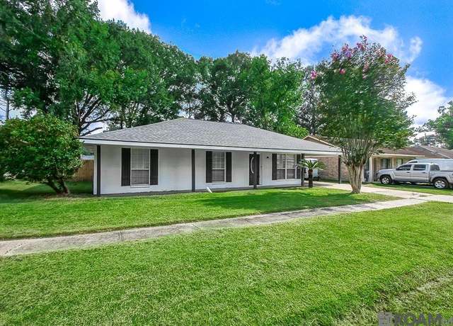 Property at 16422 London Ave, Baton Rouge, LA 70819, 3 beds, 2 baths