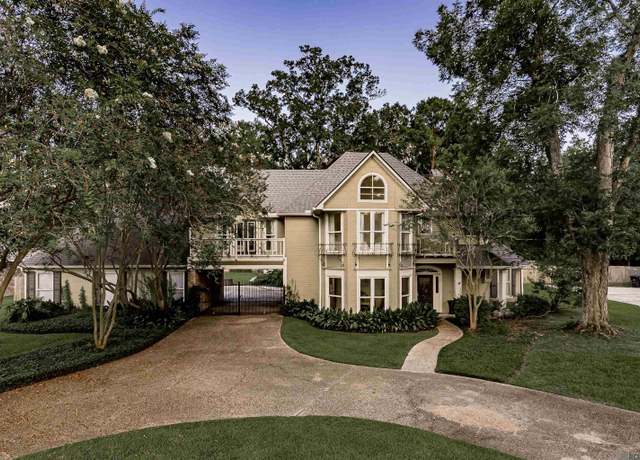 Property at 2934 Dakin Ave, Baton Rouge, LA 70820, 4 beds, 3.5 baths