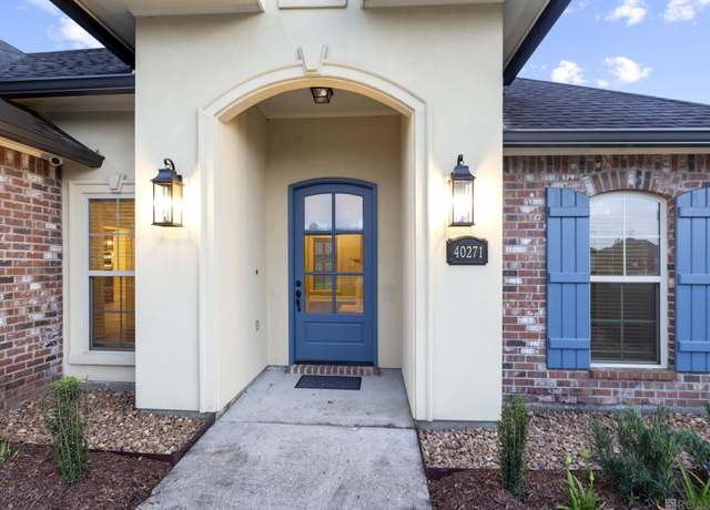 Property at 40271 Buchanan Ct, Prairieville, LA 70769, 4 beds, 3 baths
