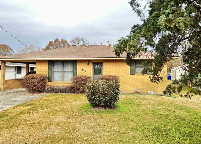 Property at 1991 Cunard Ave, Baton Rouge, LA 70807, 3 beds, 2 baths