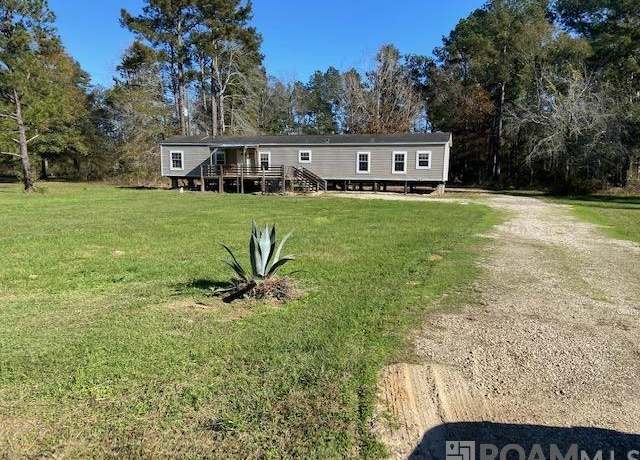 Property at 39820 Applewood Dr, Denham Springs, LA 70706, 3 beds, 2 baths