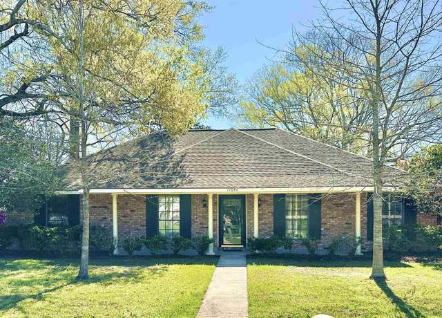 Property at 17044 Culpepper Ave, Saint George, LA 70817, 4 beds, 2 baths