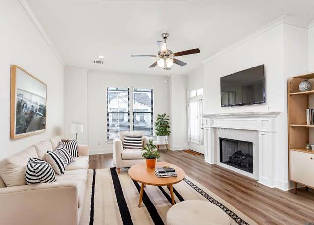 Property at 9935 Stonewater Dr, Baton Rouge, LA 70818, 4 beds, 2 baths