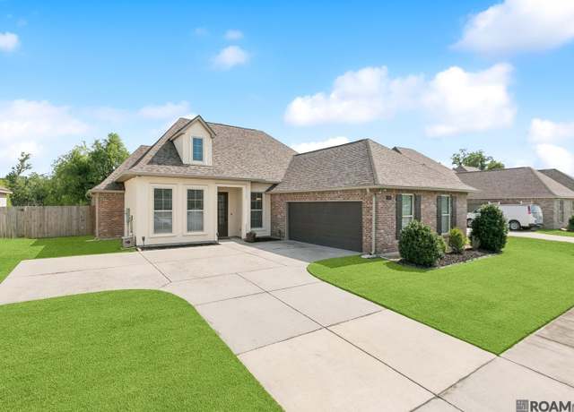 Property at 620 Lakehaven Dr, Gonzales, LA 70737, 4 beds, 2 baths