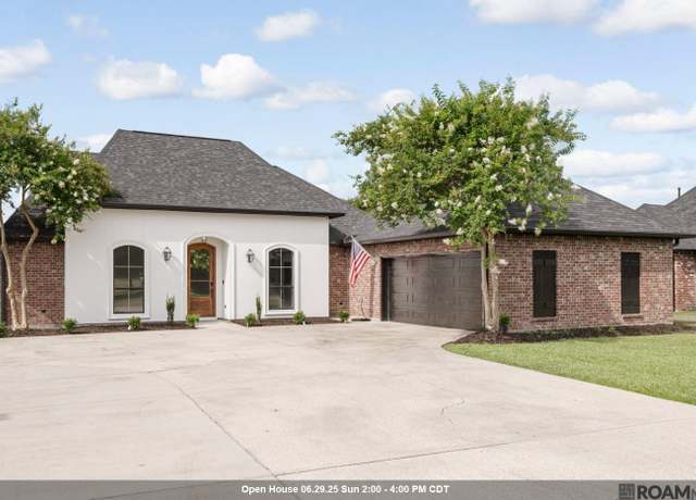 Property at 10144 Garden Oaks Ave, Denham Springs, LA 70706, 4 beds, 2 baths