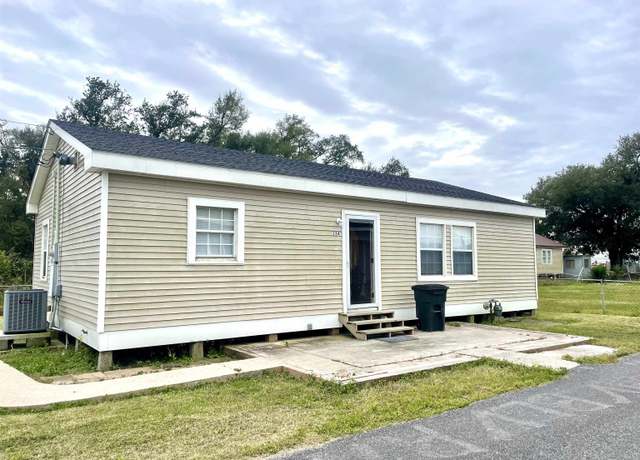 Property at 124 East 133rd St, Galliano, LA 70354, 2 beds, 1 bath