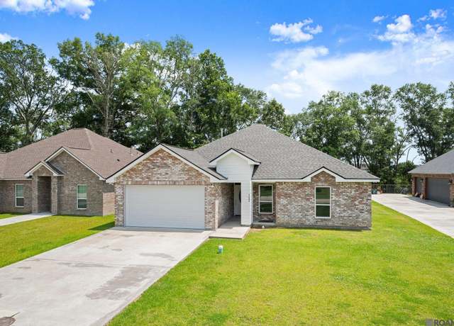 Property at 11202 Big Bend Ave, Baton Rouge, LA 70814, 4 beds, 2 baths