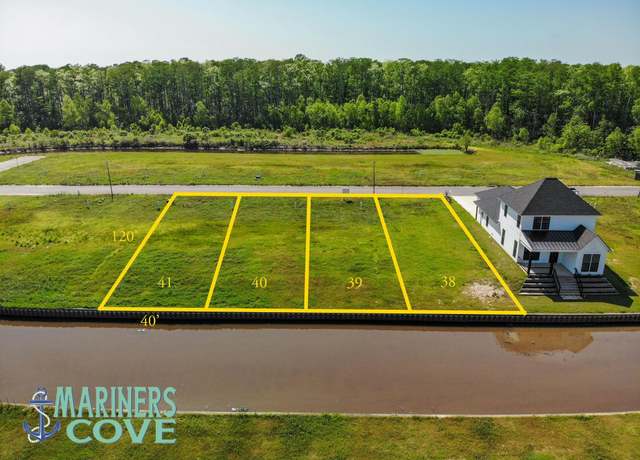 Property at 12838 N St Croix Ct, Maurepas, LA 70449