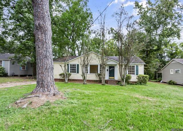 Property at 1945 Edinburgh St, Baton Rouge, LA 70808, 3 beds, 2 baths