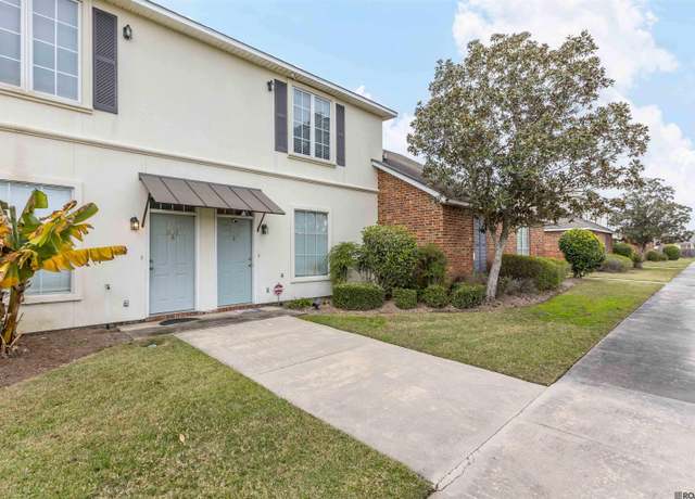 Property at 4000 Lake Beau Pre Blvd #200, Baton Rouge, LA 70820, 2 beds, 2.5 baths