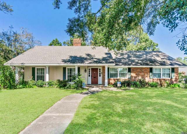 Property at 12267 Fairhaven Dr, Baton Rouge, LA 70815, 4 beds, 2.5 baths