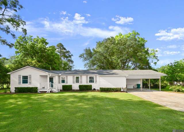 Property at 2925 Church St, Zachary, LA 70791, 3 beds, 2 baths
