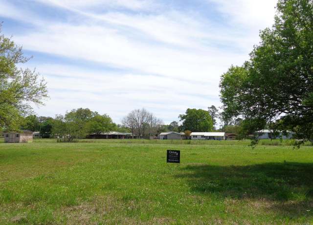 Property at 914 S Luke Dr, Franklin, LA 70538