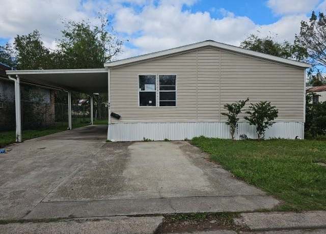 Property at 401 Garber St, Morgan City, LA 70380, 3 beds, 2 baths