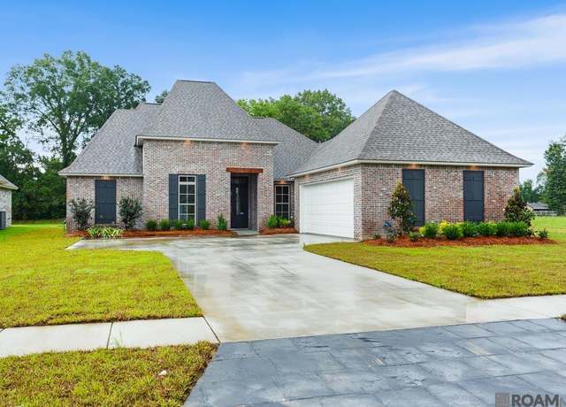 Property at 1170 Southern Living Ln, Denham Springs, LA 70726, 4 beds, 3 baths