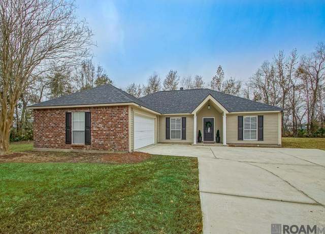 Property at 13285 Orleans Dr, Gonzales, LA 70737, 3 beds, 2 baths