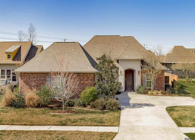 Property at 3993 Shady Ridge Dr, Zachary, LA 70791, 3 beds, 2 baths