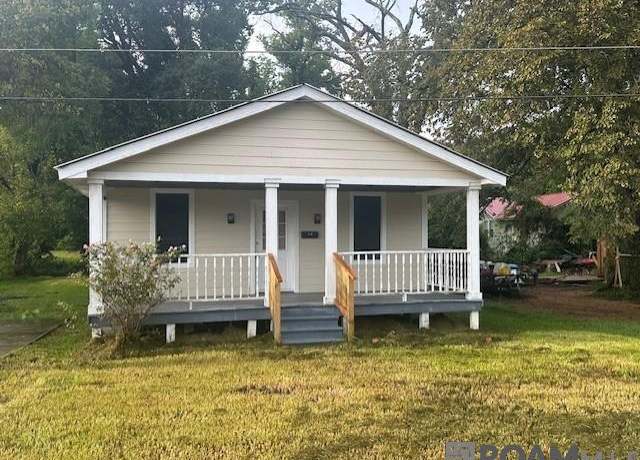 Property at 412 W Caroline St, Gonzales, LA 70737, 3 beds, 2 baths