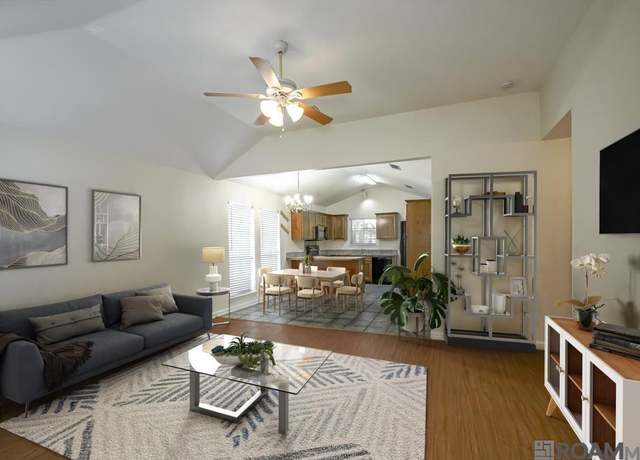 Property at 1352 Harwich Dr, Baton Rouge, LA 70820, 3 beds, 2 baths