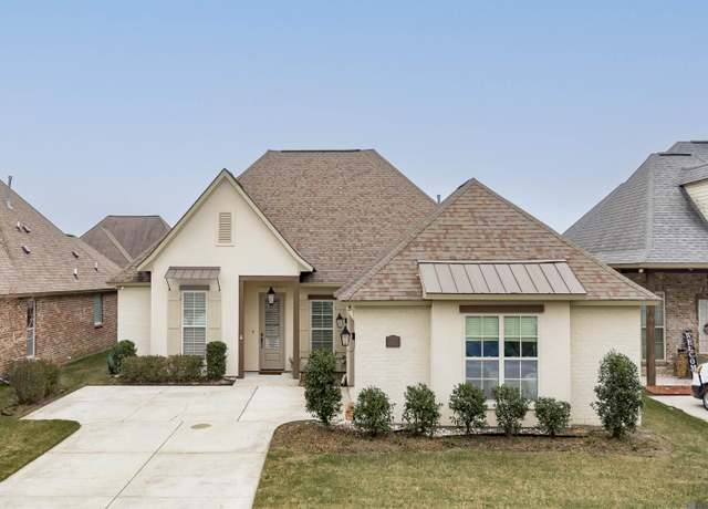 Property at 2934 Meadow Grove Ave, Zachary, LA 70791, 4 beds, 3 baths