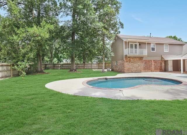 Property at 6134 Hagerstown Dr, Baton Rouge, LA 70817, 6 beds, 4 baths
