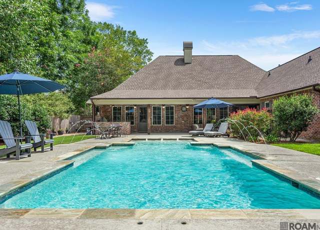 Property at 3212 Plantation Ct, Baton Rouge, LA 70820, 5 beds, 3.5 baths