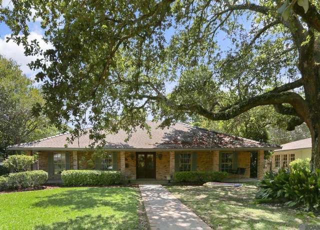 Property at 1525 Parker St, Baton Rouge, LA 70808, 4 beds, 3 baths