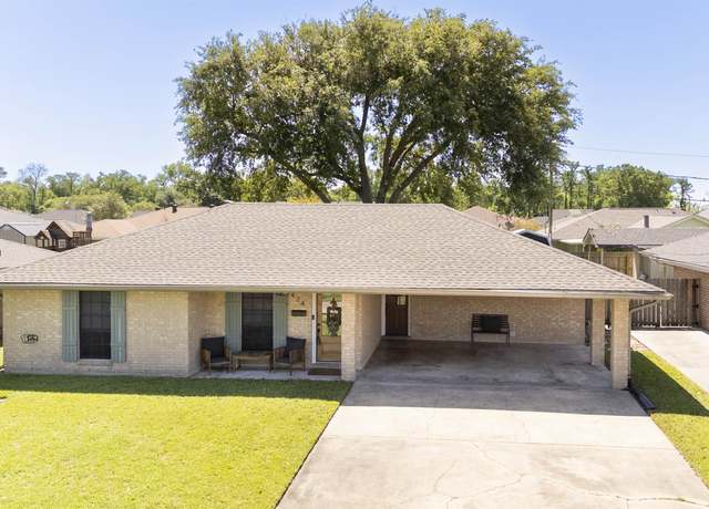 Property at 424 Gaynell Dr, Houma, LA 70364, 3 beds, 2 baths