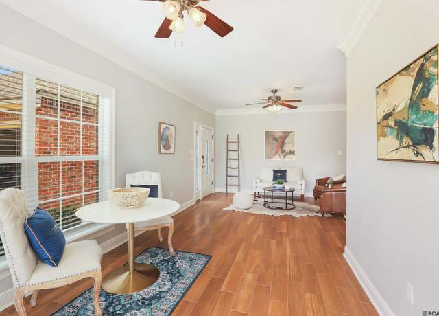 Property at 10123 Hyde Park, Baton Rouge, LA 70816, 3 beds, 2 baths