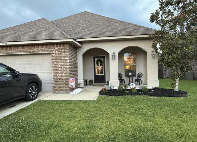 Property at 17443 Waterloo Dr, Saint George, LA 70817, 3 beds, 2 baths