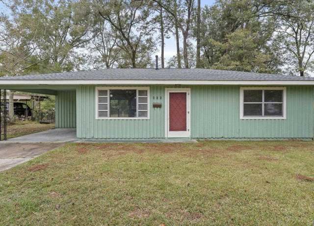 Property at 805 E Illinois St, Hammond, LA 70403, 3 beds, 1 bath