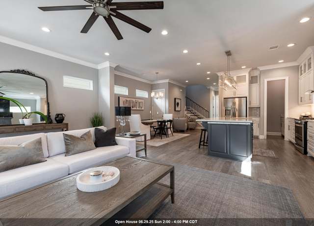Property at 817 St Rose Ave, Baton Rouge, LA 70806, 4 beds, 3 baths