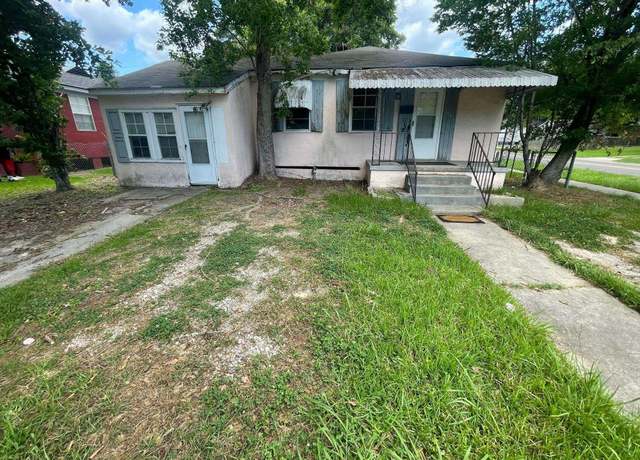 Property at 3691 Dalton St, Baton Rouge, LA 70805, 4 beds, 1 bath