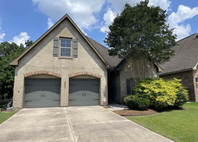 Property at 3316 Grassy Lake Dr, Baton Rouge, LA 70816, 4 beds, 3 baths
