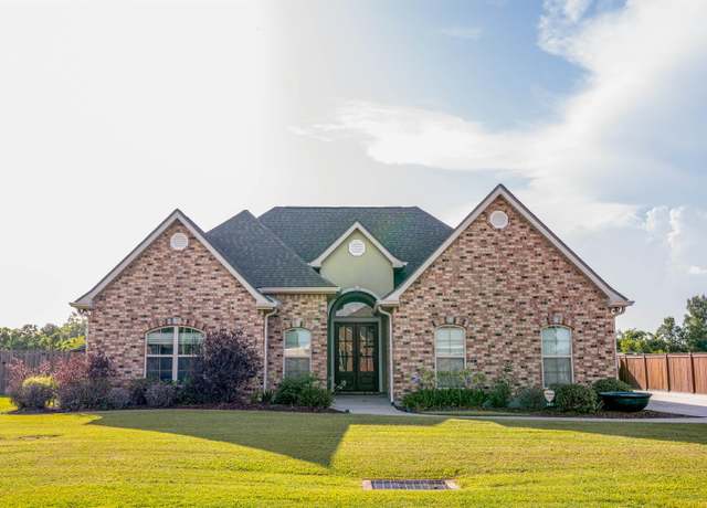 Property at 263 Buccaneer Rd, Gray, LA 70359, 3 beds, 2 baths