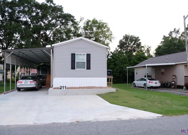 Property at 211 Watermark Dr, Lafayette, LA 70501, 3 beds, 2 baths