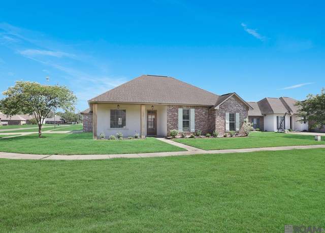 Property at 10109 Autumn Ct, Denham Springs, LA 70726, 4 beds, 2 baths