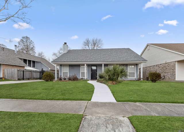 Property at 13527 Parwood Ave, Baton Rouge, LA 70816, 3 beds, 2 baths