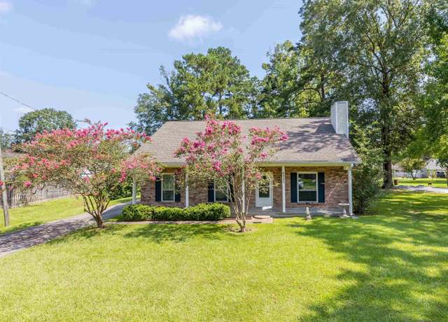 Property at 6950 Jim Rushing Rd, Denham Springs, LA 70706, 3 beds, 2 baths