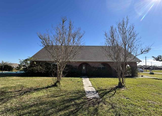 Property at 821 Barrilleaux St, Lockport, LA 70374, 5 beds, 3.5 baths